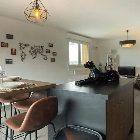 Apartamento Minoterie Accueillant T3 Avec Place De Parking Privee *