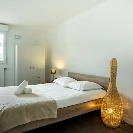 Minoterie Accueillant T3 Avec Place De Parking Privee Apartamento
